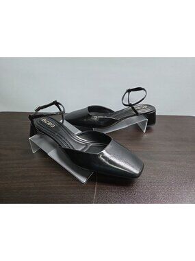 BCBGeneration Queenie Ankle Strap Pump - MSRP $145 CAD - NEW SZ 8.5 NO BOX Black